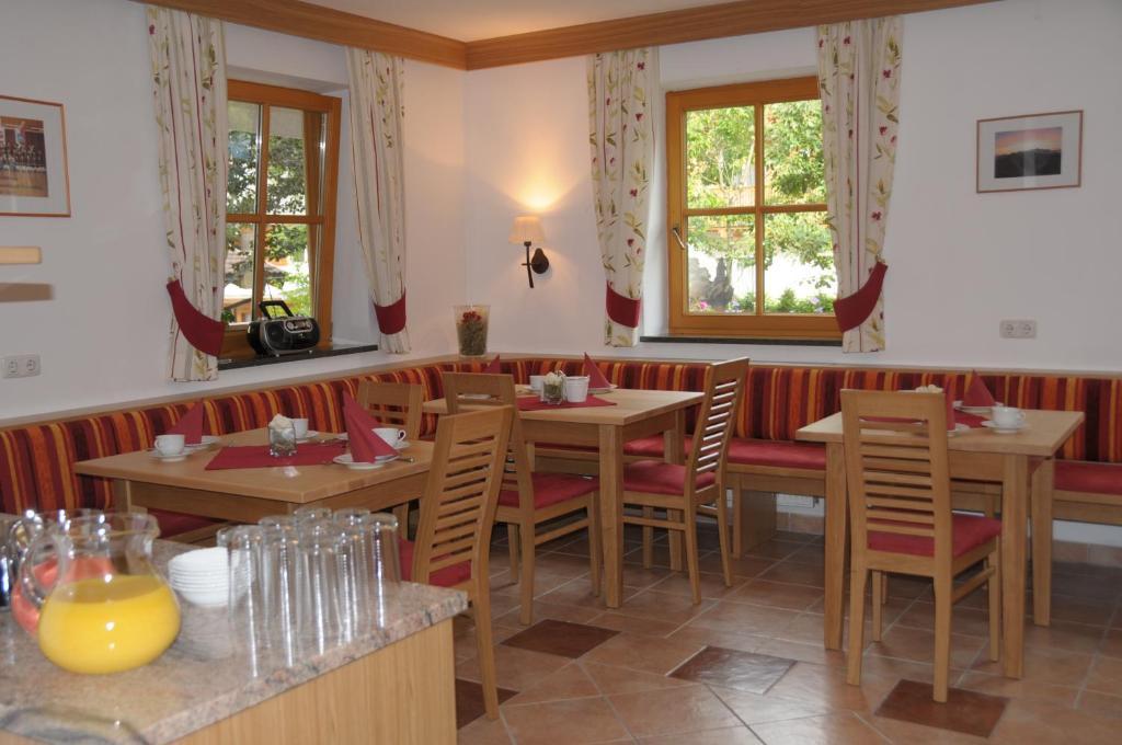 Haus Alpenflora Apartment Верфенвенг Екстериор снимка